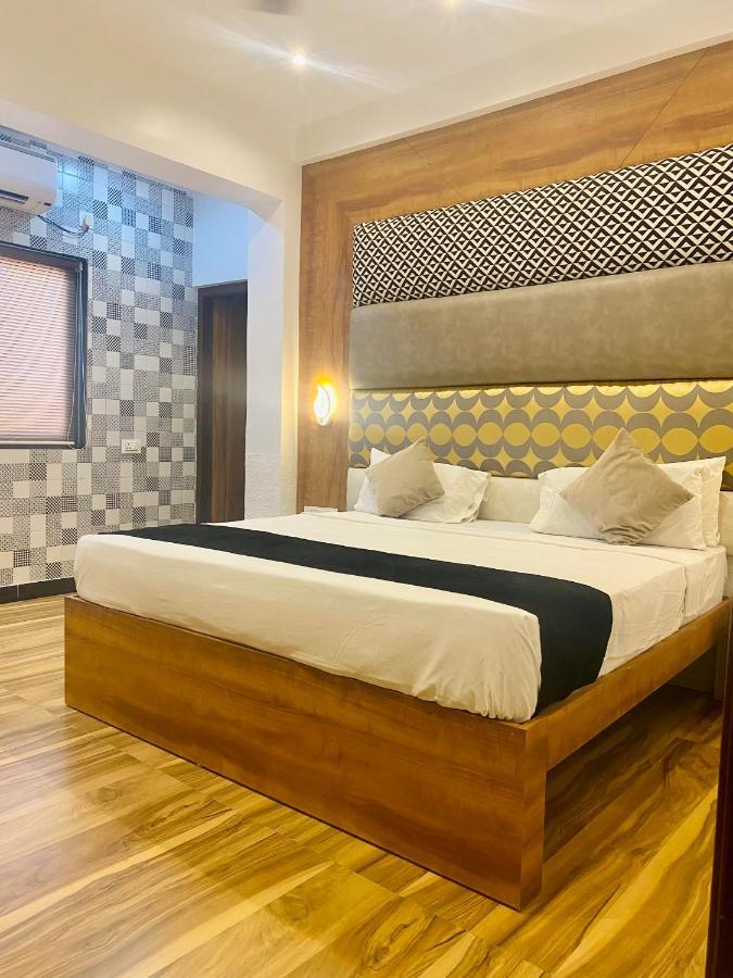 Itsy Hotels Banana Boutique فاراناسي المظهر الخارجي الصورة