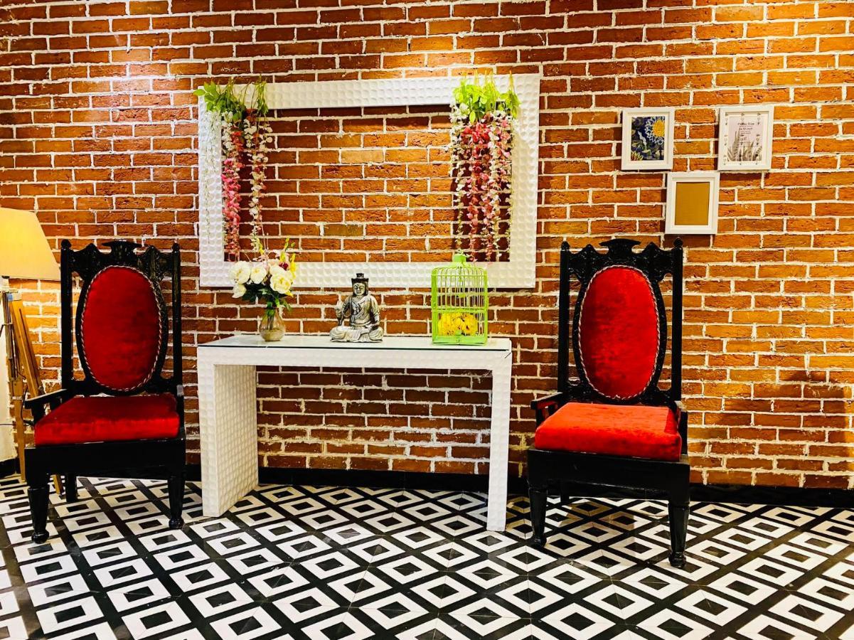 Itsy Hotels Banana Boutique فاراناسي المظهر الخارجي الصورة