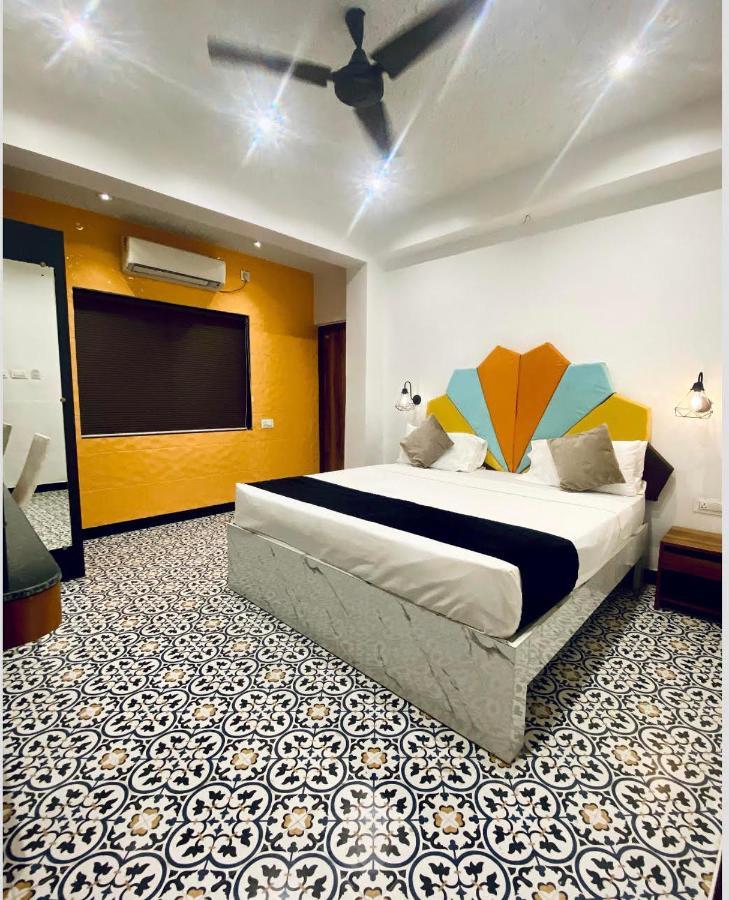 Itsy Hotels Banana Boutique فاراناسي المظهر الخارجي الصورة