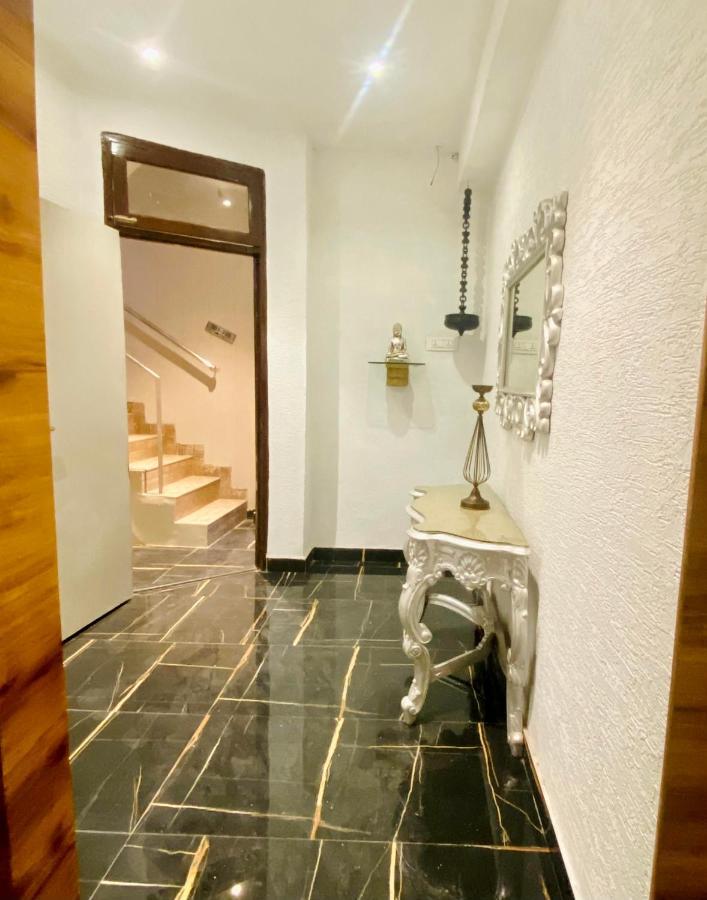 Itsy Hotels Banana Boutique فاراناسي المظهر الخارجي الصورة