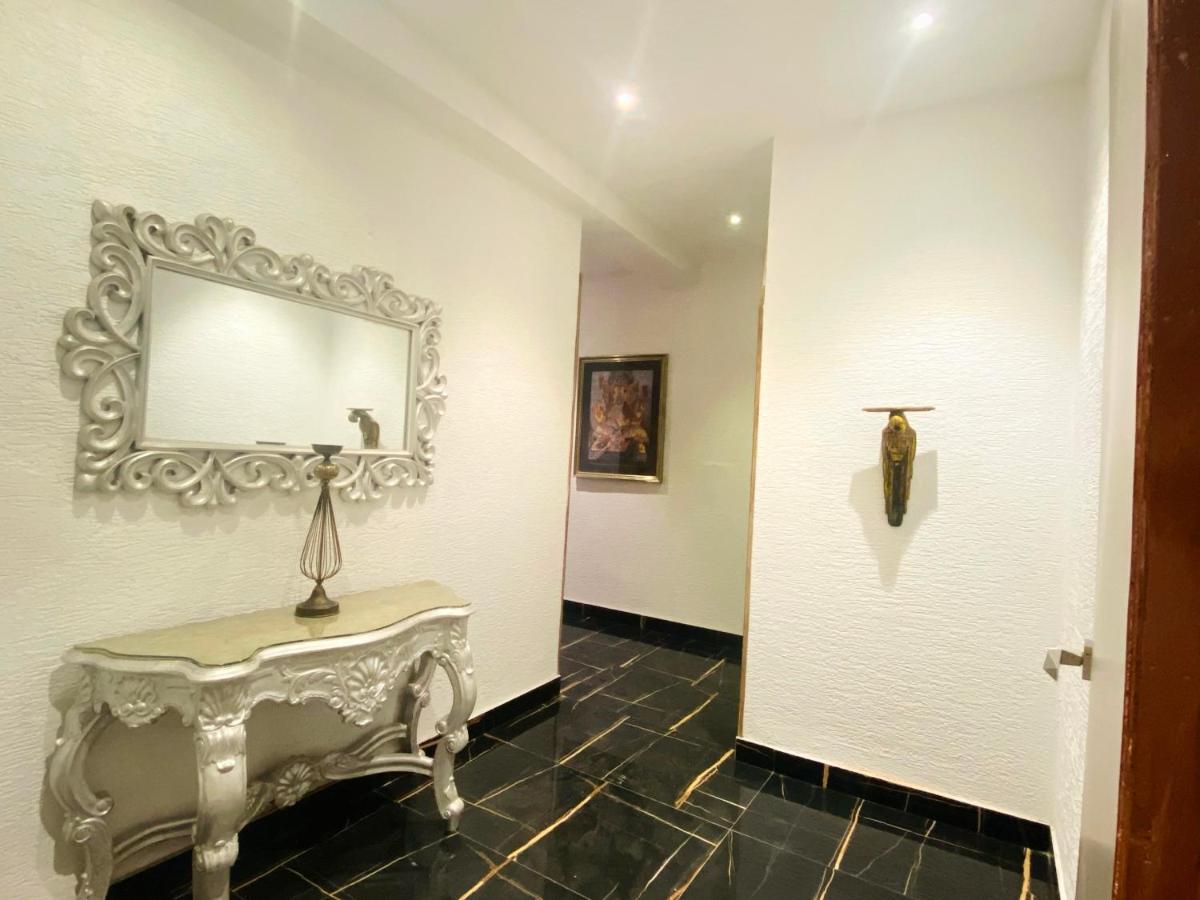 Itsy Hotels Banana Boutique فاراناسي المظهر الخارجي الصورة