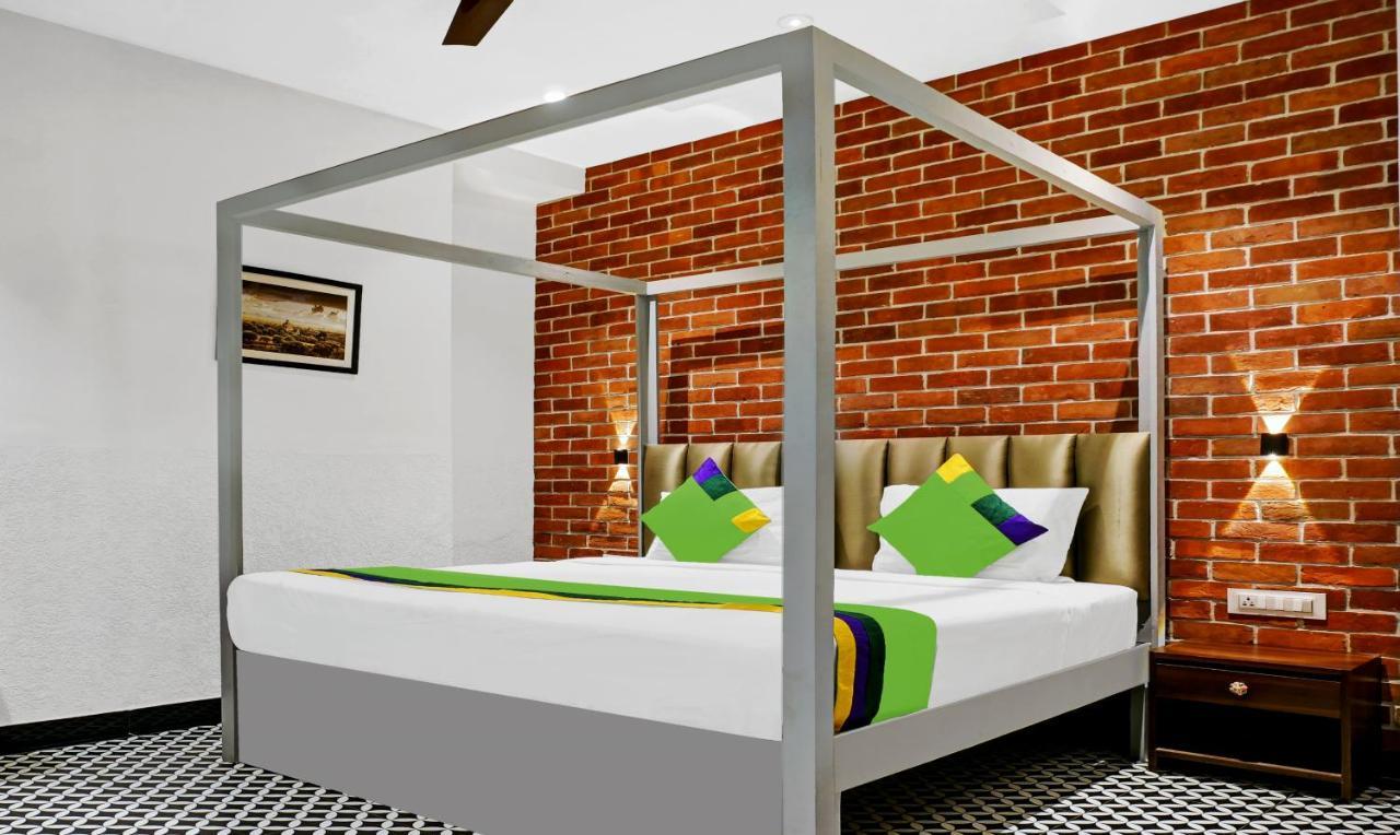 Itsy Hotels Banana Boutique فاراناسي المظهر الخارجي الصورة