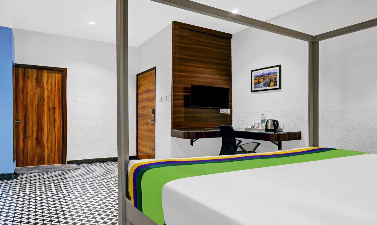 Itsy Hotels Banana Boutique فاراناسي المظهر الخارجي الصورة