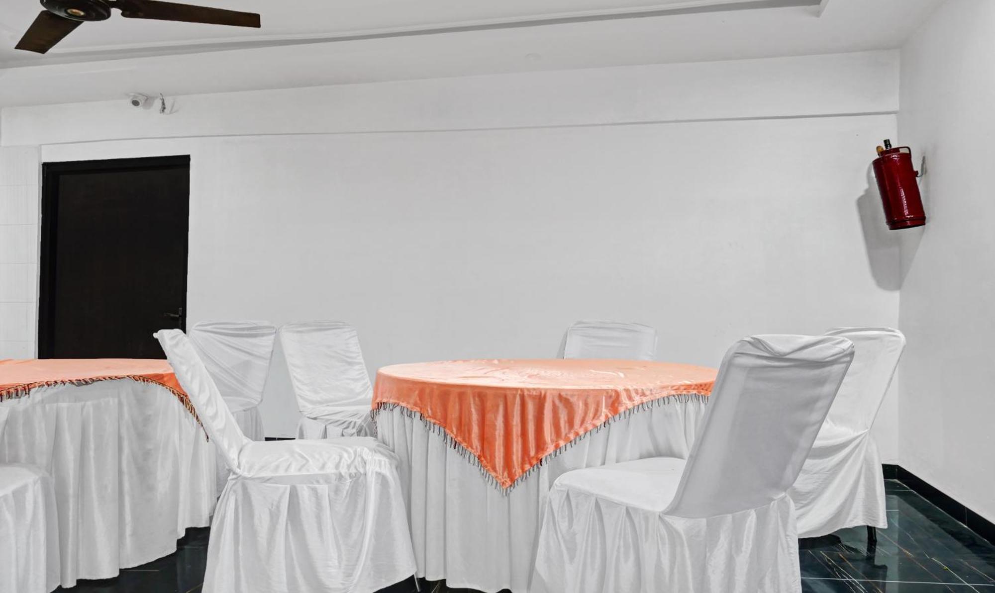 Itsy Hotels Banana Boutique فاراناسي المظهر الخارجي الصورة