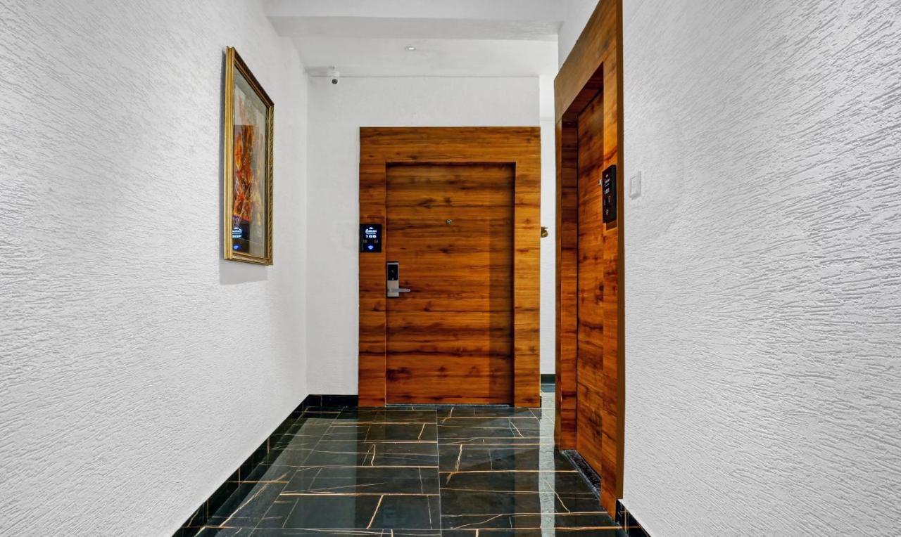 Itsy Hotels Banana Boutique فاراناسي المظهر الخارجي الصورة