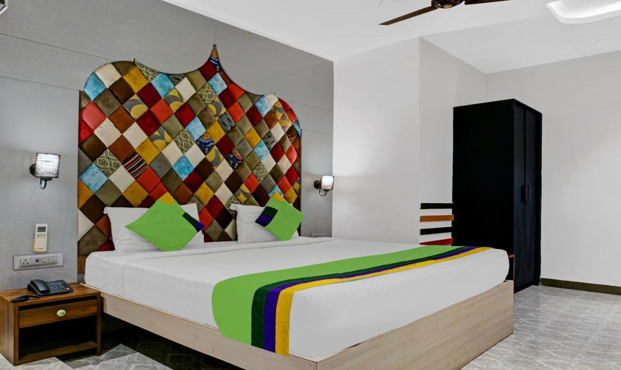 Itsy Hotels Banana Boutique فاراناسي المظهر الخارجي الصورة