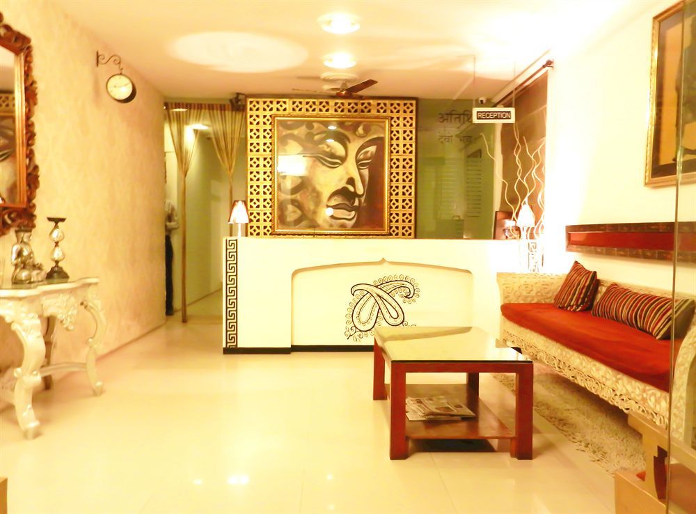Itsy Hotels Banana Boutique فاراناسي المظهر الخارجي الصورة